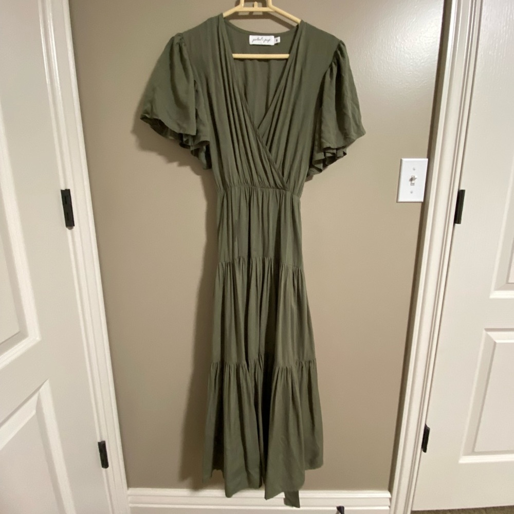 PETAL & PUP MIDI DRESS